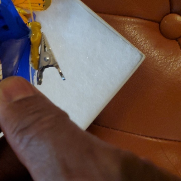 Butterfly Clips - Picture 4 of 5